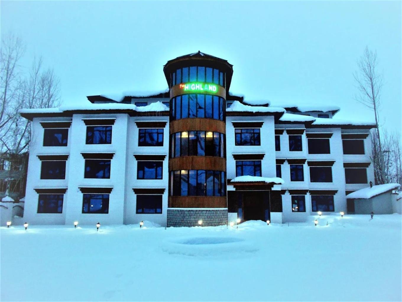 The Highland Mountain Resort & Spa Kargil Exterior foto